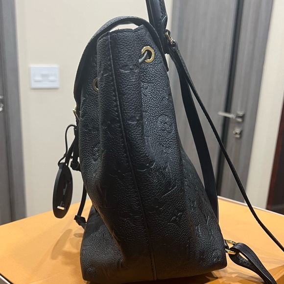 Louis Vuitton Backpack Montsouris - Picture 7 of 13